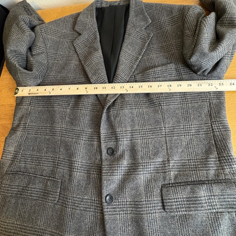 John Ashford distinguished gray